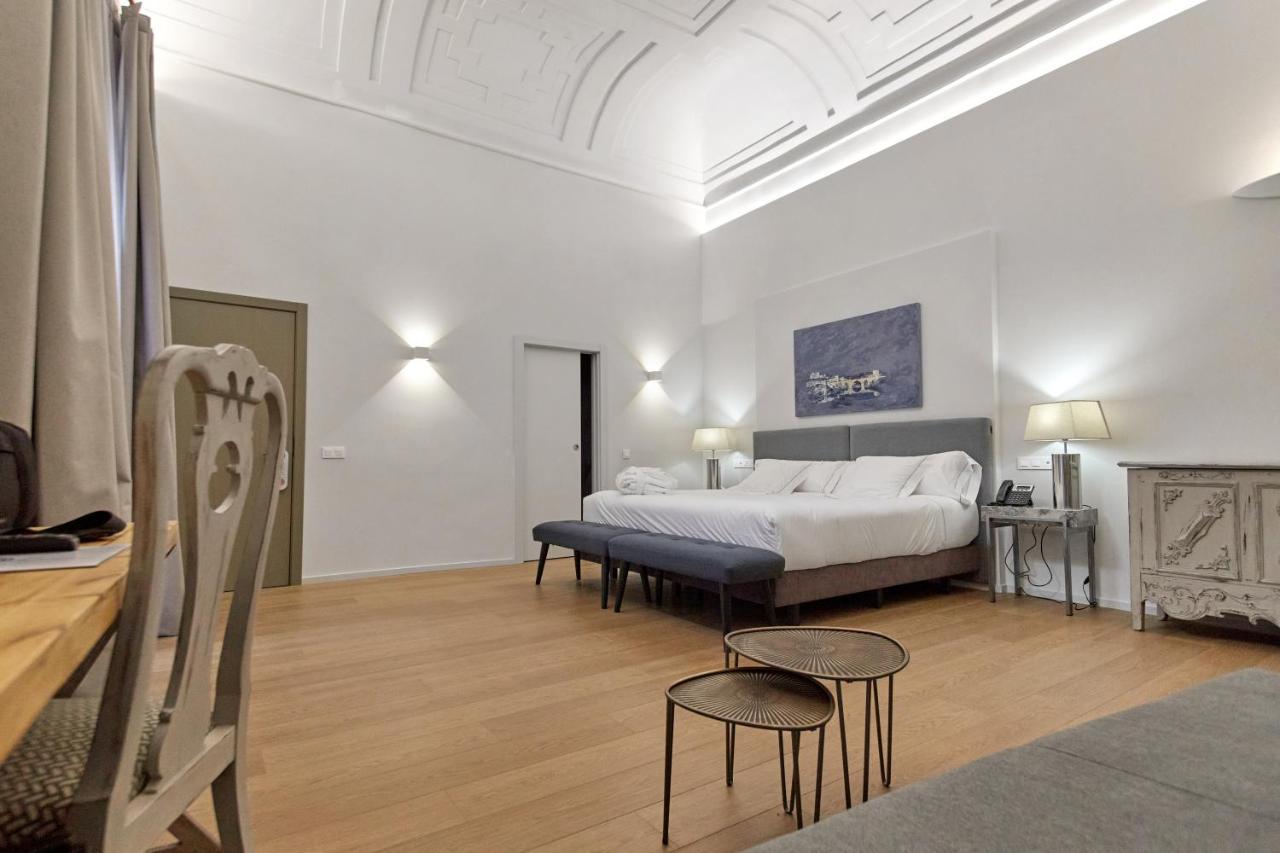 Deluxe King Suite,1143628111:JPEG