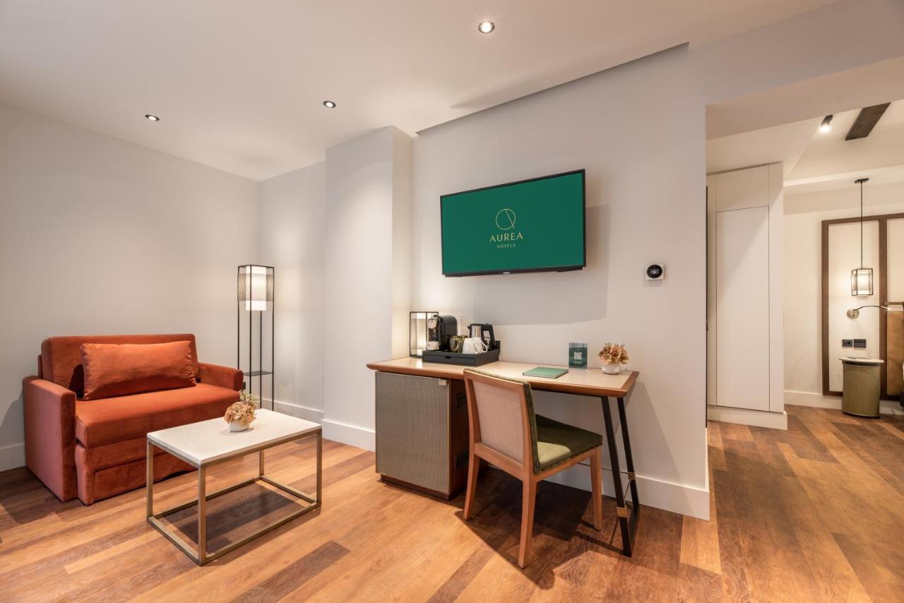 Junior Suite,1484235755:JPEG